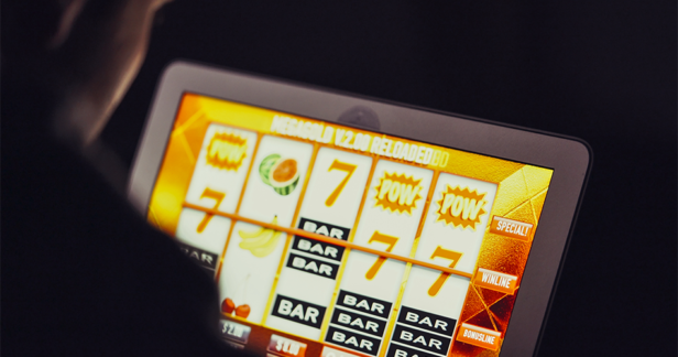 iGaming Ontario Reveals Online Revenue Up by 105% in Q2 FY23-24