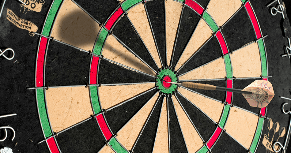 Two UK Darts Players Suspended for Alleged Match Fixing