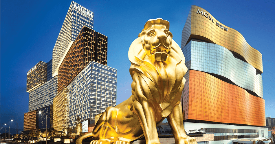 MGM Resorts Agree Extension For CEO Bill Hornbuckle
