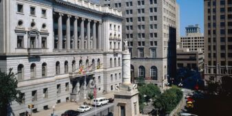 Baltimore Sues DraftKings, FanDuel Over Alleged Misleading Promotions