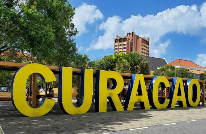 Curacao Extends Gambling Licenses Before New Regulations