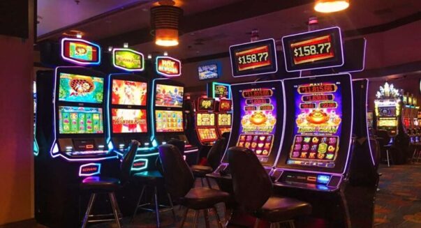 how to play slots