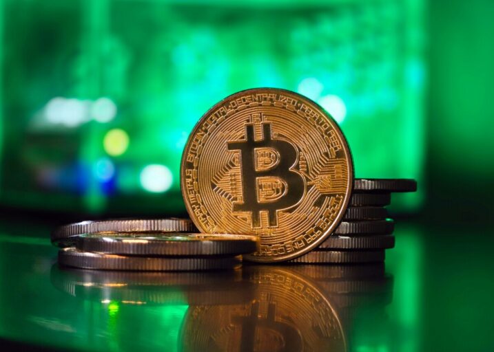 Scammer Reportedly Gambled Away Most Of $4 Million Stolen From Coinbase Users