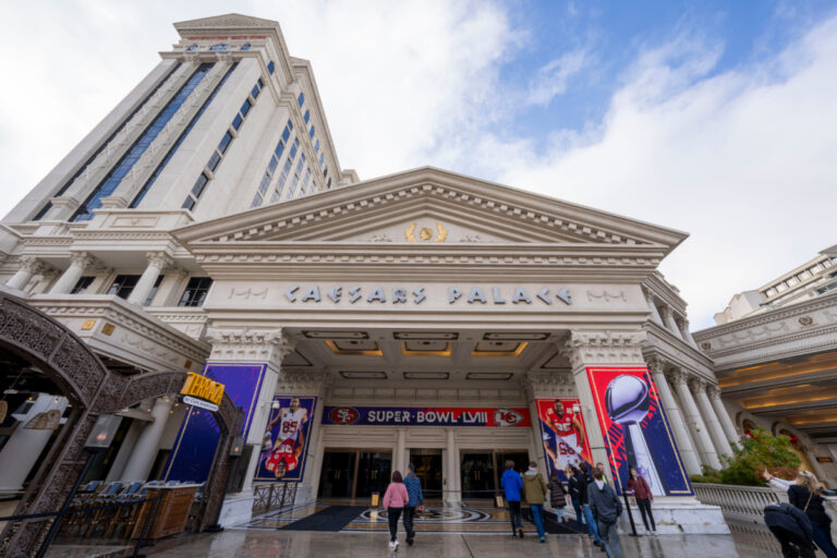 Caesars Reports 2.9% Revenue Increase in Q2 2025 With $82m Net Loss