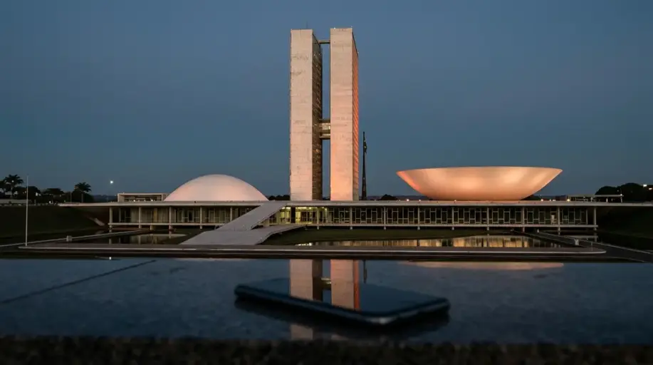 Brazil Betting Shutdown Faces Court and Congress Challenges
